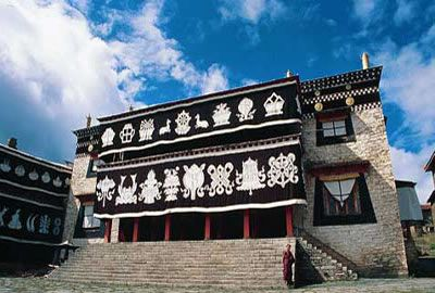 大藏寺宗教文化景区