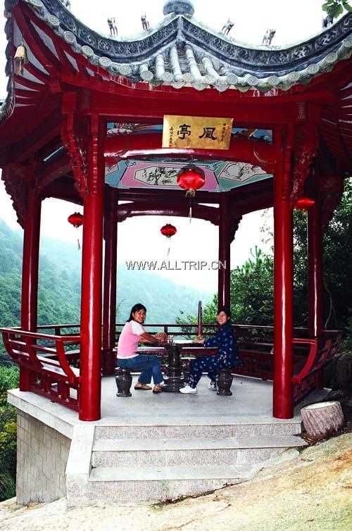 安徽旅游 马仁奇峰旅游 南京出发到马仁奇峰、 香溪漂流、木雕楼、天湖漂流二日游