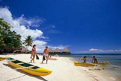 巴厘岛旅游多少钱 深圳到巴厘岛五日游(金巴兰海滩+乌布市场)