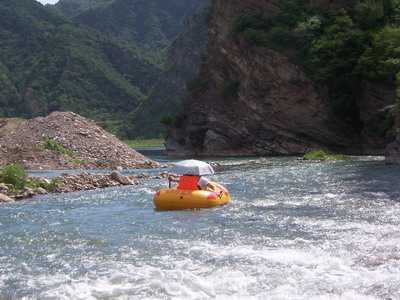 青龙峡漂流