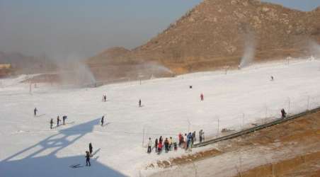 【莲青山滑雪场】枣庄莲青山滑雪场门票价格,开放时间